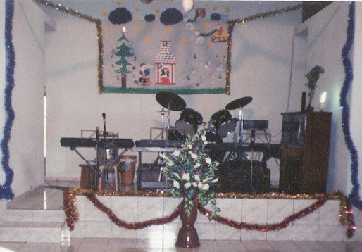Um Natal, o palco estava preparado para mais uma apresentação.
